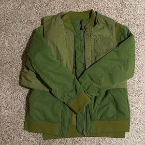Lululemon 3 in 1 Women Olive Green Bomber Jacket Size 10
